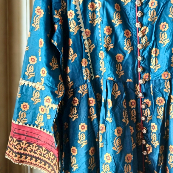 Boho Chic Blue Floral Maxi Dress - Picture 10 of 13